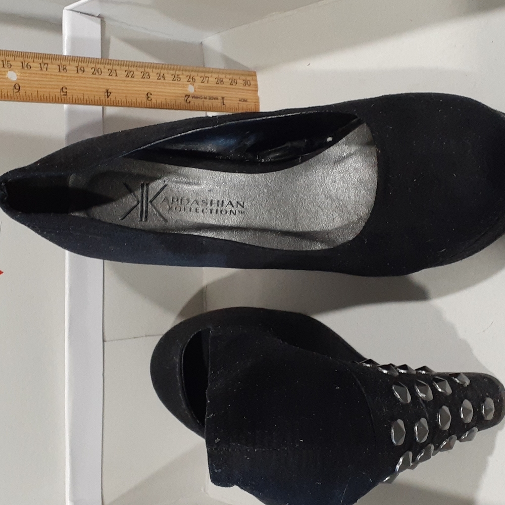 Kim Kardashian 6 inch wedge